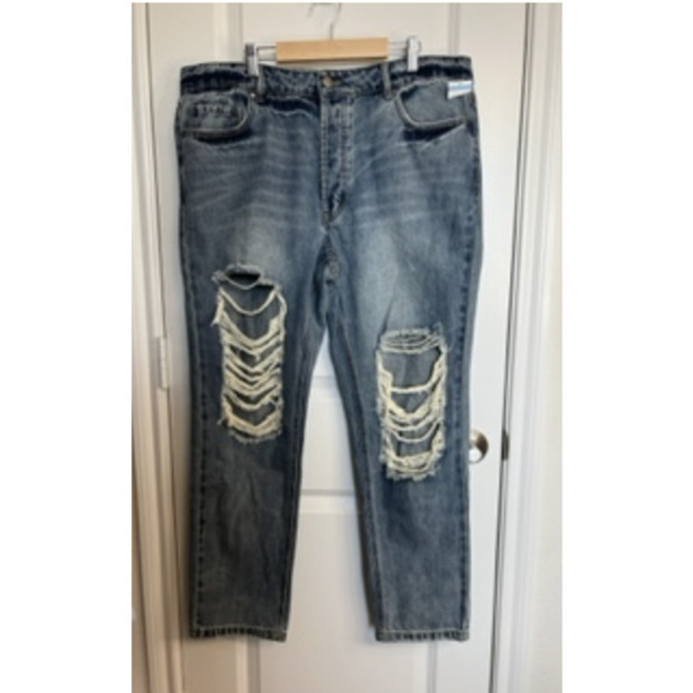 AFRM Jeans - Picture 3 of 5